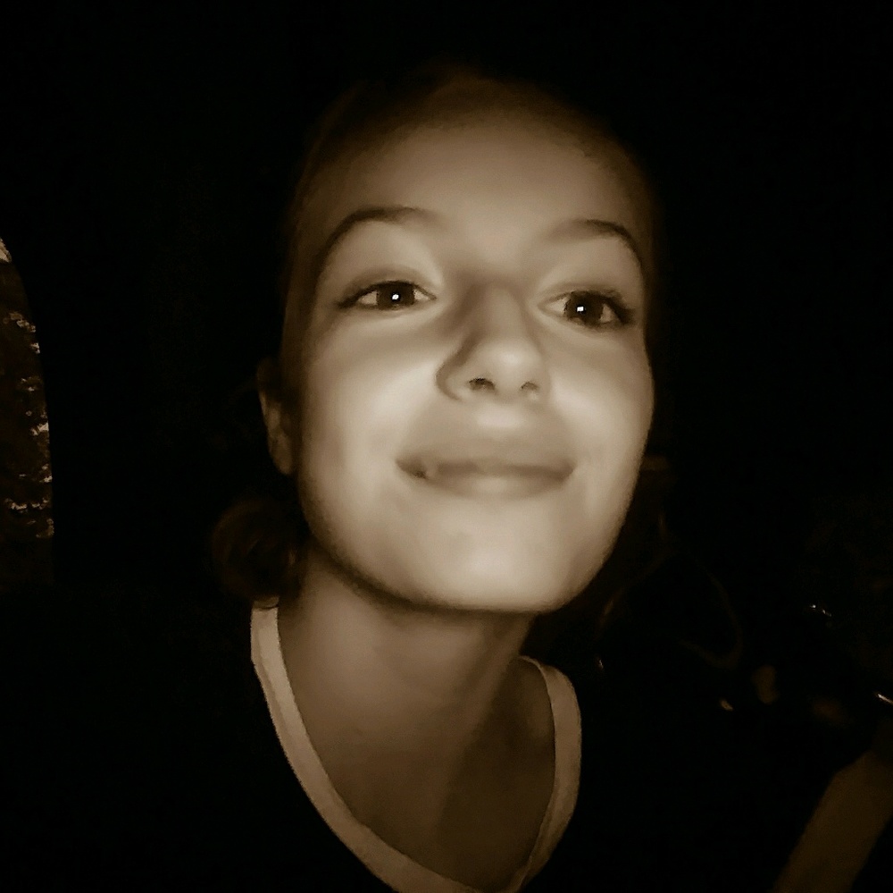 Meet your Posher, Olivia